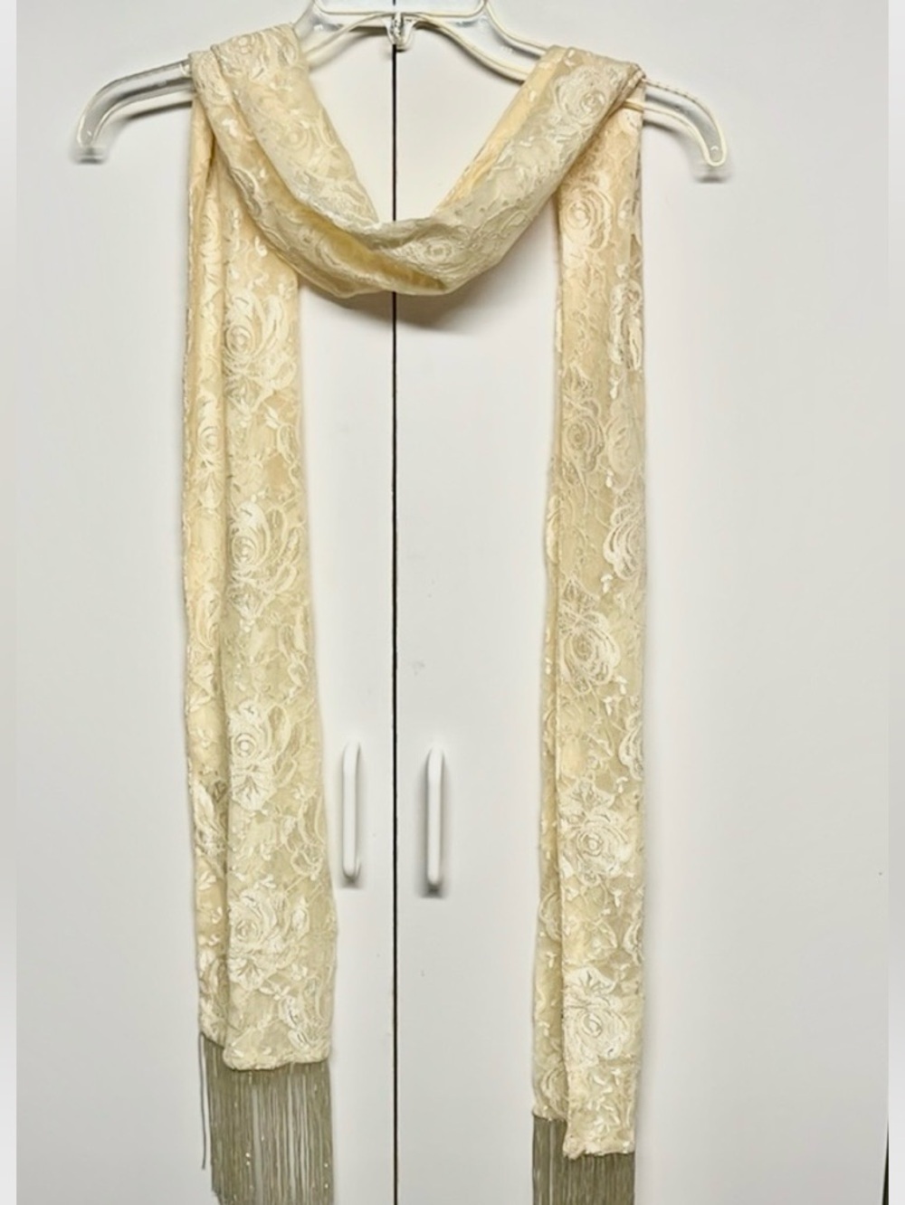 Avenue Scarf Off White